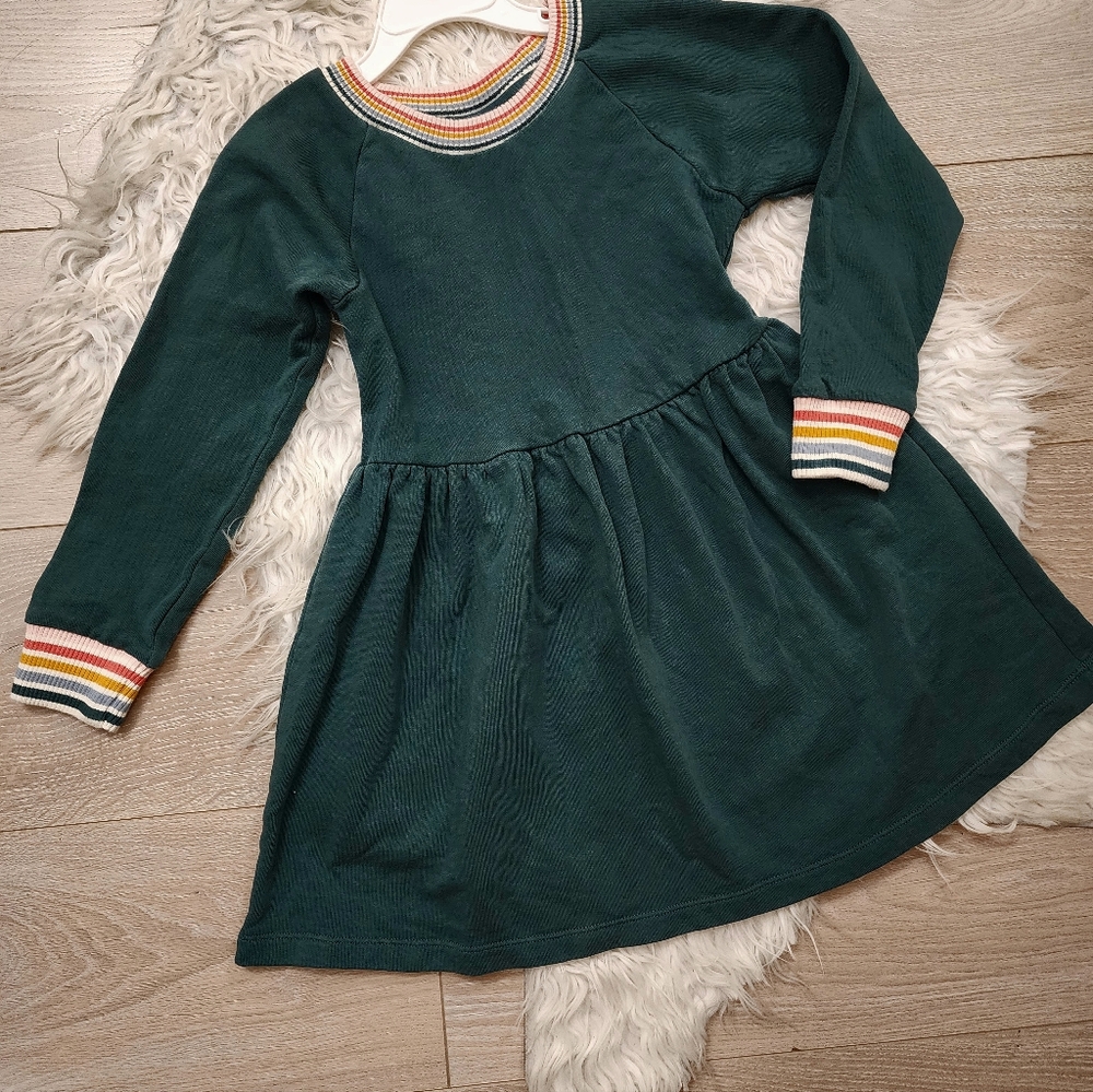 NWOT,  Hanna Anderson Christmas/ winter dress, size 5T